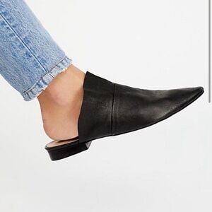 Free People Sienna Black Leather Ruffle Mule Slide Size 8.5